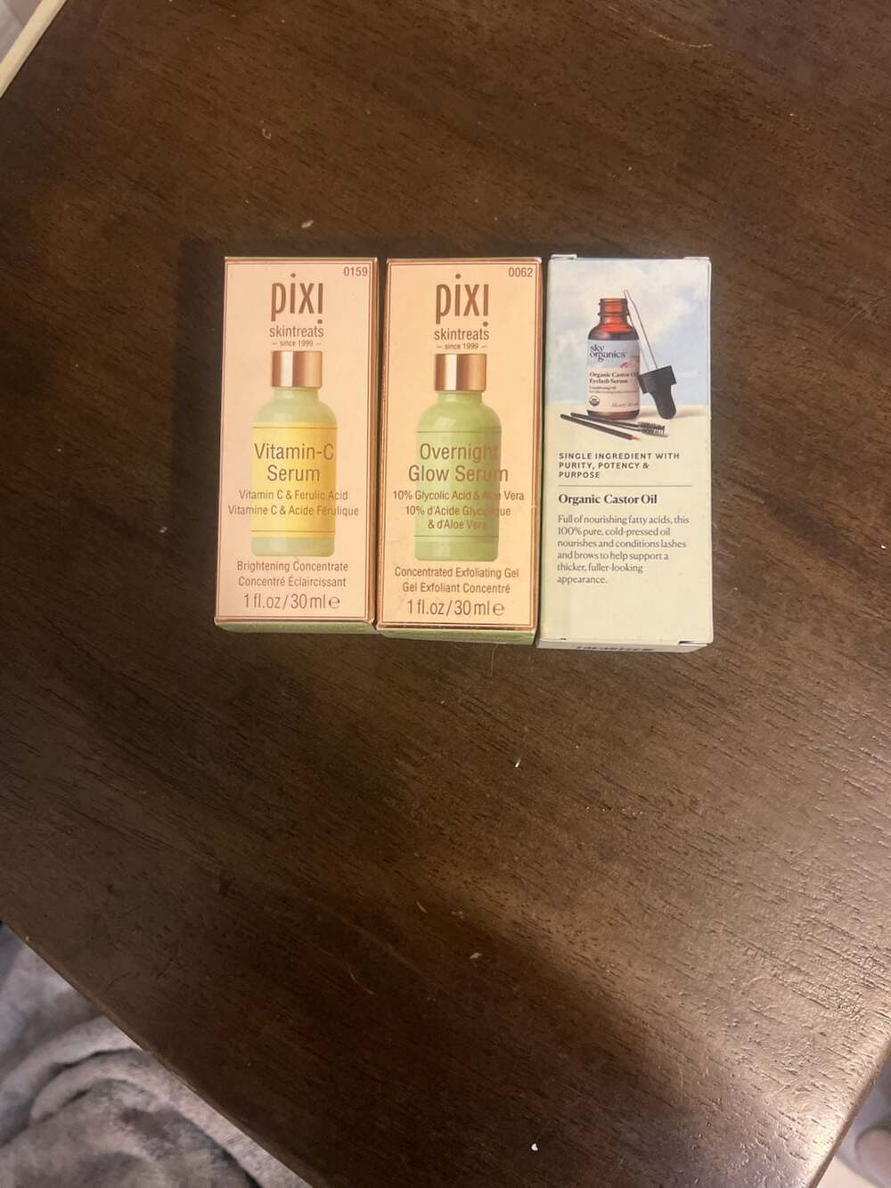 2 Pixi skintreats & organic castor oil